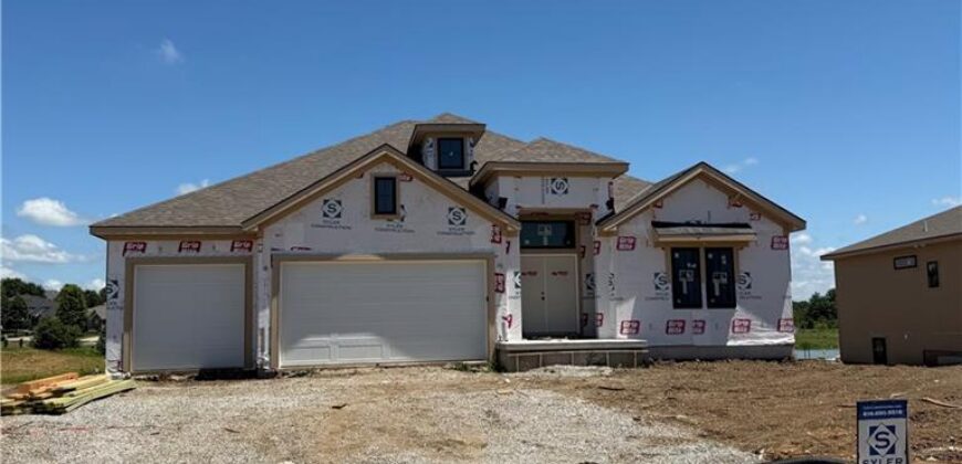 2304 Foxtail Drive, Kearney, MO 64060