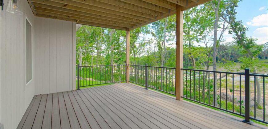 4800 NW Huonker Court, Riverside, MO 64150