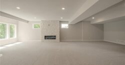13458 Terrace Park Drive, Parkville, MO 64152