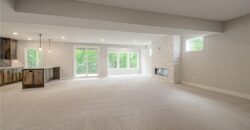 13458 Terrace Park Drive, Parkville, MO 64152