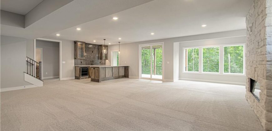 13458 Terrace Park Drive, Parkville, MO 64152