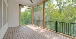 13458 Terrace Park Drive, Parkville, MO 64152