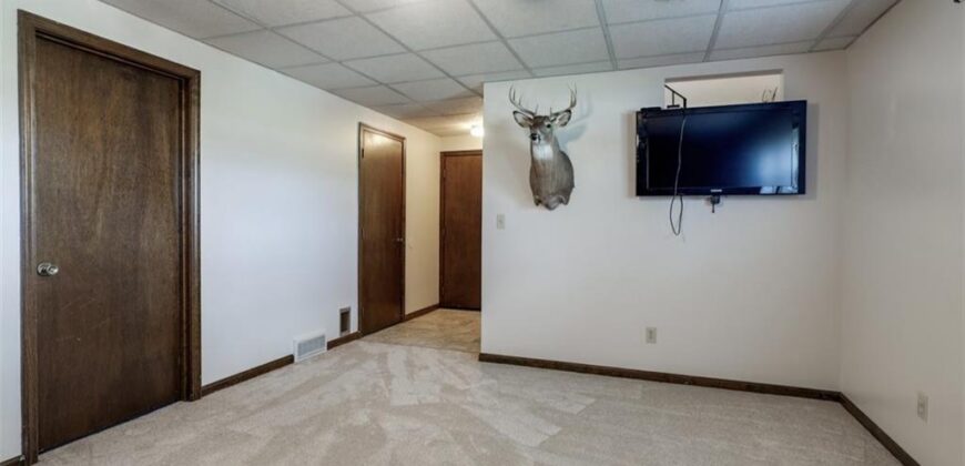 4605 N Brooklyn Avenue, Kansas City, MO 64116