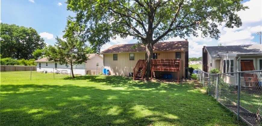 4605 N Brooklyn Avenue, Kansas City, MO 64116
