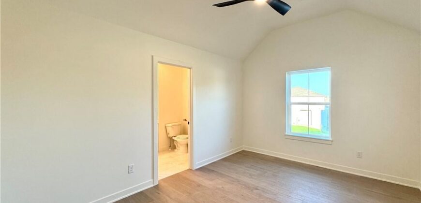 10316 N Smalley Drive, Kansas City, MO 64157