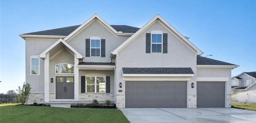 10316 N Smalley Drive, Kansas City, MO 64157