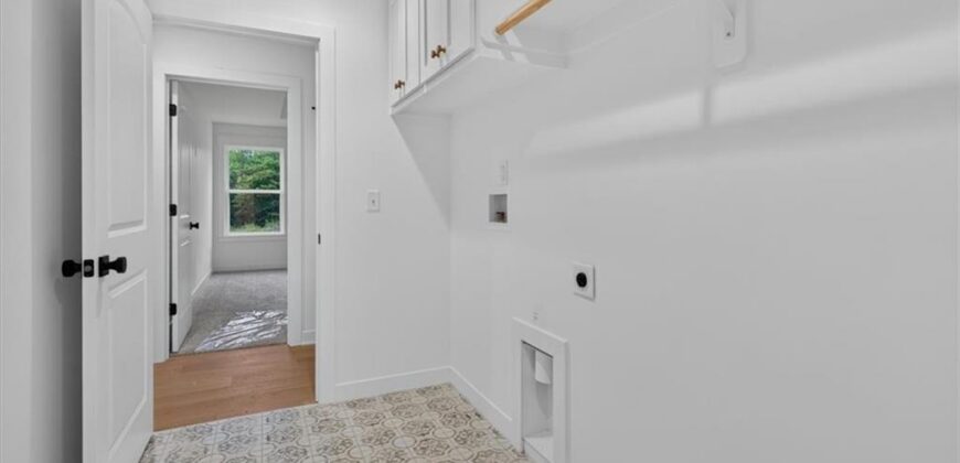 8218 NW 90TH Terrace, Kansas City, MO 64153