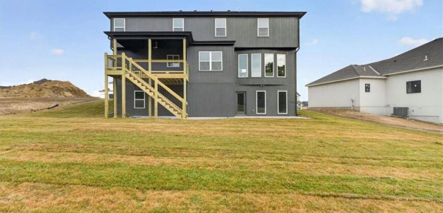 8218 NW 90TH Terrace, Kansas City, MO 64153