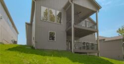 4830 NW Huonker Court, Riverside, MO 64150