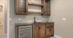 4840 NW Huonker Court, Riverside, MO 64150