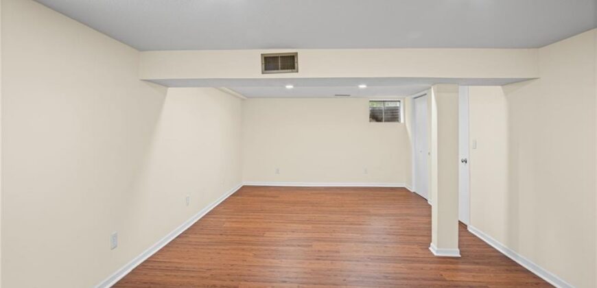 2908 Cheyenne Circle, North Kansas City, MO 64116