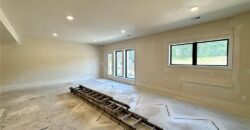 8222 NW 90th Terrace, Kansas City, MO 64153
