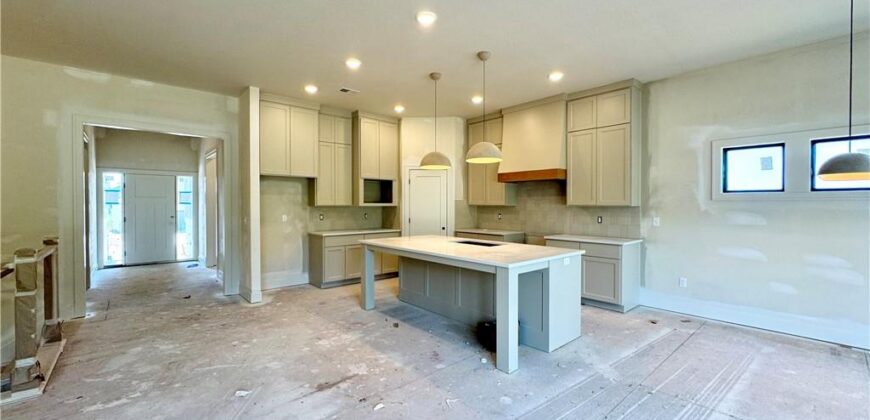 8222 NW 90th Terrace, Kansas City, MO 64153