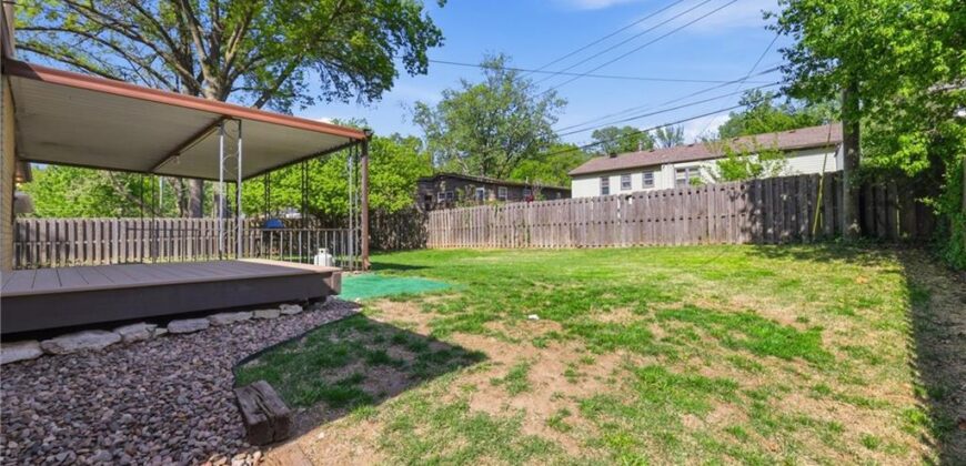 5037 N Michigan Avenue, Kansas City, MO 64118