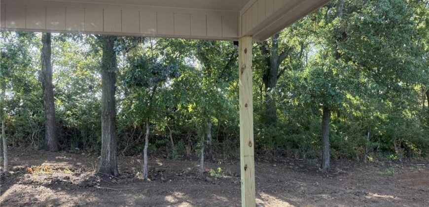 9023 N Colorado Avenue, Kansas City, MO 64156