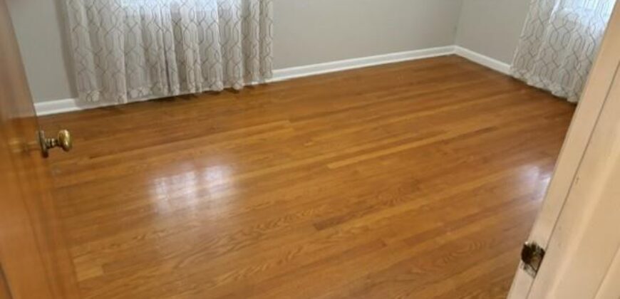 107 NE 72 nd Terrace, Gladstone, MO 64118