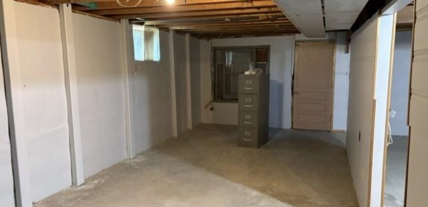 107 NE 72 nd Terrace, Gladstone, MO 64118