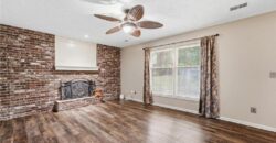 7130 N Woodland Avenue, Gladstone, MO 64118