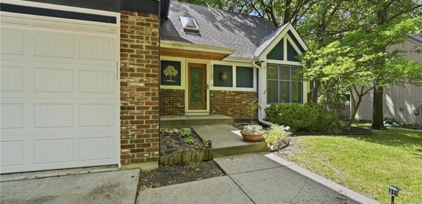 7130 N Woodland Avenue, Gladstone, MO 64118