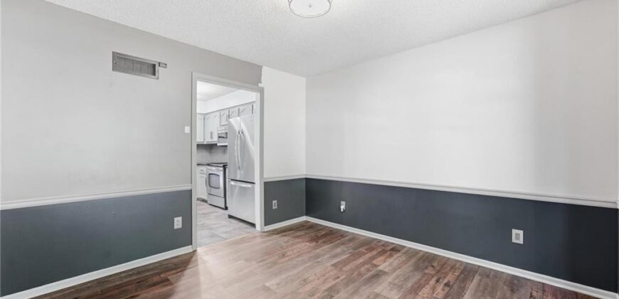 7130 N Woodland Avenue, Gladstone, MO 64118