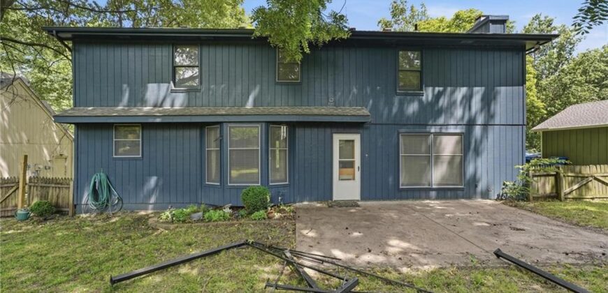 7130 N Woodland Avenue, Gladstone, MO 64118