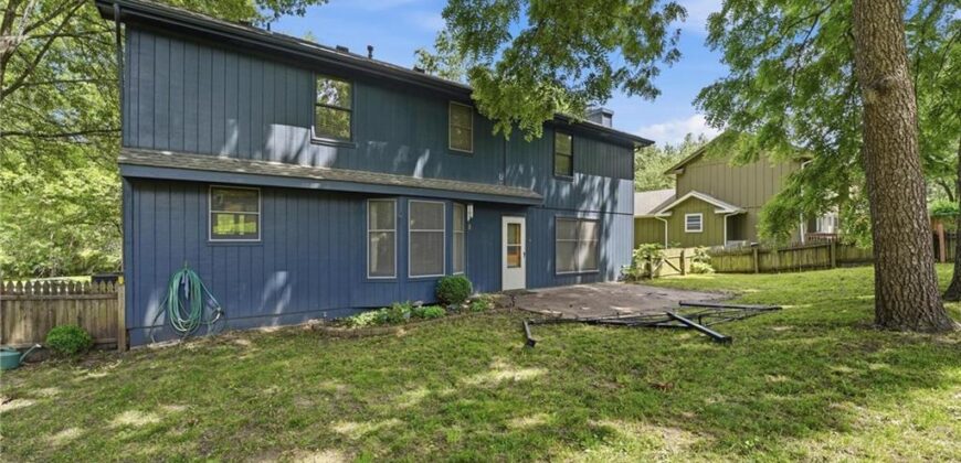 7130 N Woodland Avenue, Gladstone, MO 64118