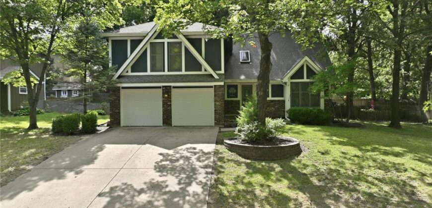 7130 N Woodland Avenue, Gladstone, MO 64118