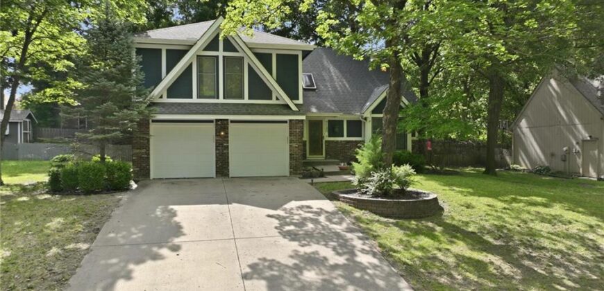 7130 N Woodland Avenue, Gladstone, MO 64118
