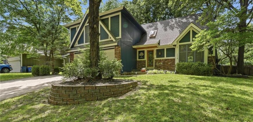 7130 N Woodland Avenue, Gladstone, MO 64118