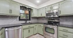 7130 N Woodland Avenue, Gladstone, MO 64118