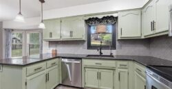 7130 N Woodland Avenue, Gladstone, MO 64118