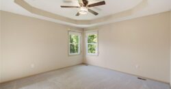 7324 N Richmond Avenue, Kansas City, MO 64158