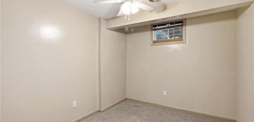 7324 N Richmond Avenue, Kansas City, MO 64158