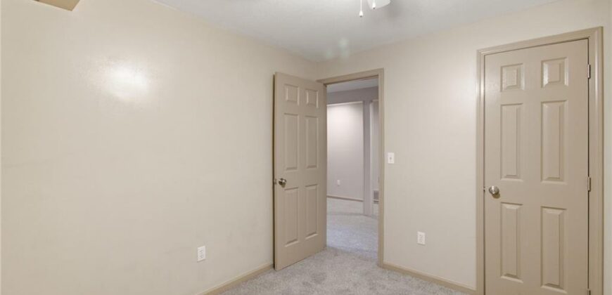 7324 N Richmond Avenue, Kansas City, MO 64158