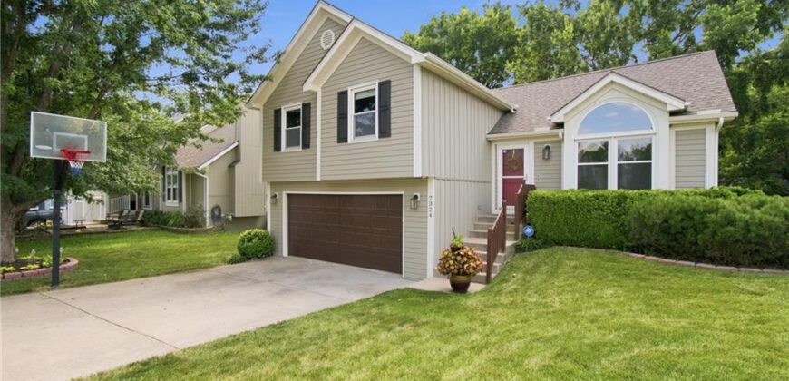 7324 N Richmond Avenue, Kansas City, MO 64158