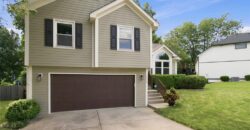 7324 N Richmond Avenue, Kansas City, MO 64158