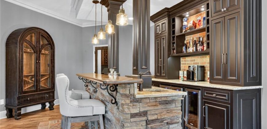 7975 NW Breckenridge Drive, None/County, MO 64152