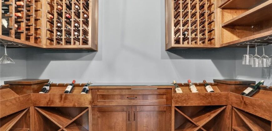 7975 NW Breckenridge Drive, None/County, MO 64152