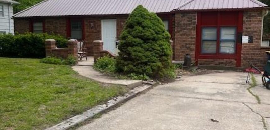 6907 NW 72nd Terrace, Kansas City, MO 64152