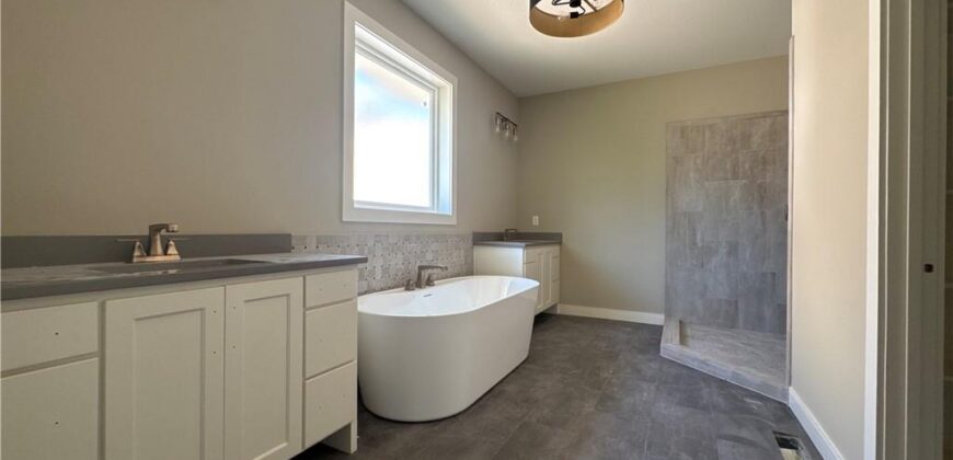 2717 NE 91st Place, Kansas City, MO 64156