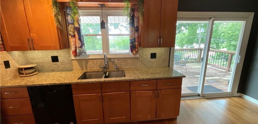 3706 N Grand Avenue, Kansas City, MO 64116