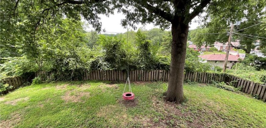 3706 N Grand Avenue, Kansas City, MO 64116