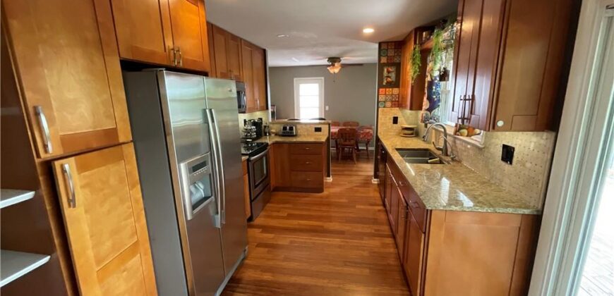 3706 N Grand Avenue, Kansas City, MO 64116