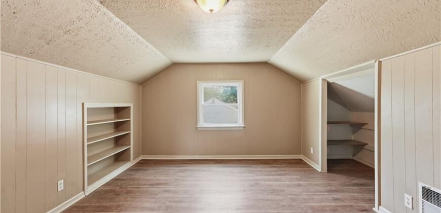 505 NE 74TH Terrace, Gladstone, MO 64118