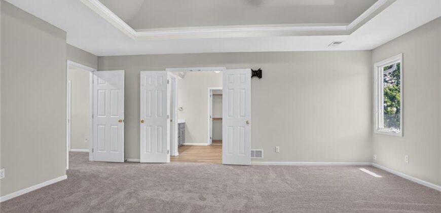 6695 NW Nevada Avenue, Parkville, MO 64152
