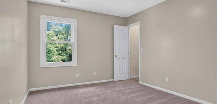 6695 NW Nevada Avenue, Parkville, MO 64152