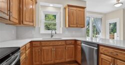 6695 NW Nevada Avenue, Parkville, MO 64152