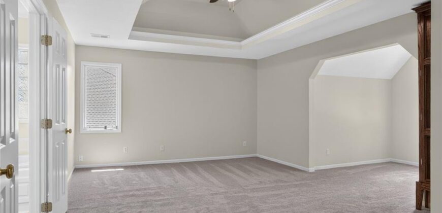 6695 NW Nevada Avenue, Parkville, MO 64152