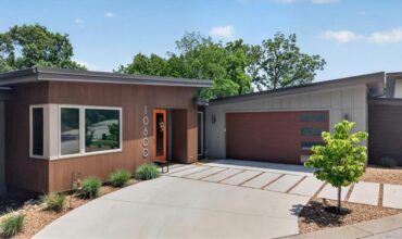 10600 Chateau Lane, Parkville, MO 64152