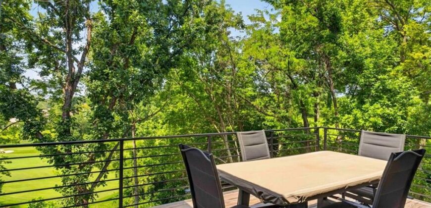10600 Chateau Lane, Parkville, MO 64152